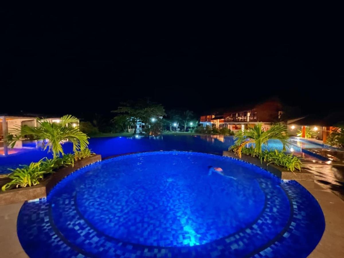 Vistapaloma Beach Resort Odiong Luaran gambar